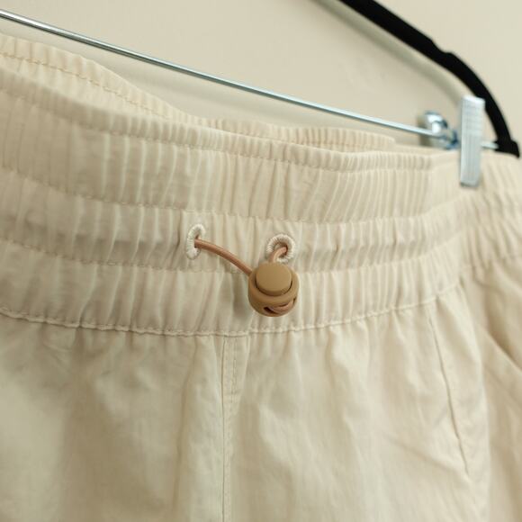 NWT Nike Womens Sportswear Pants City Utility Woven High-Rise White Size L - Picture 4 of 10